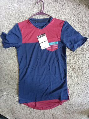 Peal Izumi Men's Shirt XS Semi-form Top Blue/ Red NWT